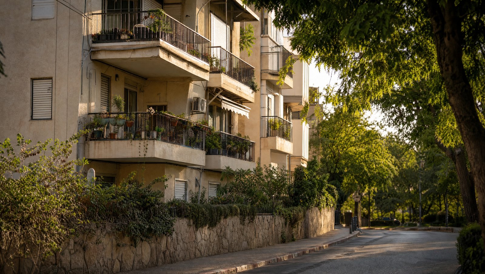 בניין מגורים ברחוב שקט, דירת המגורים בחלוקת רכוש בגירושין